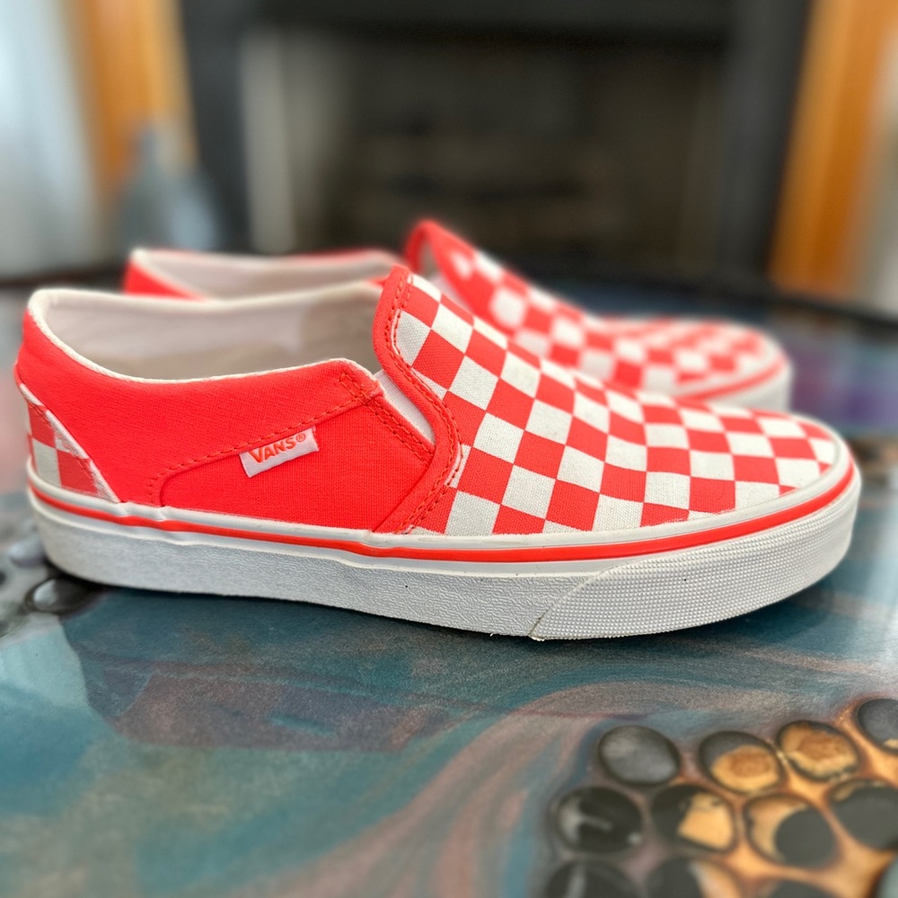 Vans - Picture 3 of 6